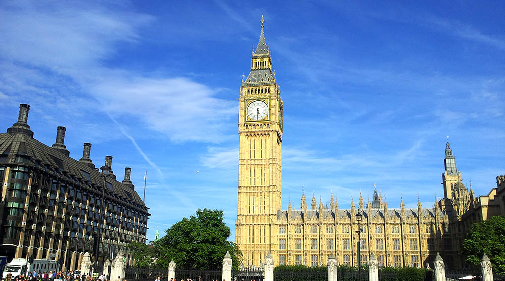 https://d3r8gwkgo0io6y.cloudfront.net/upload/london big ben.jpg